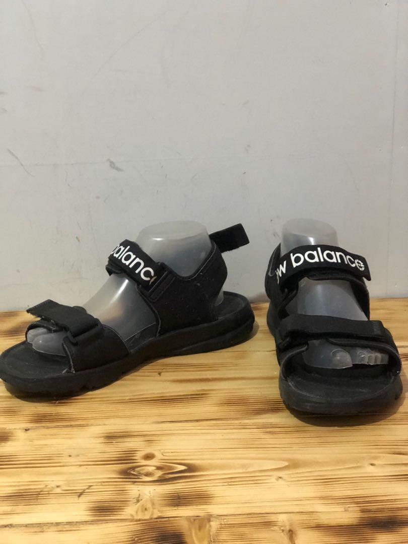 NEW BALANCE black sandals S40, Women's Fashion, Footwear, Flats