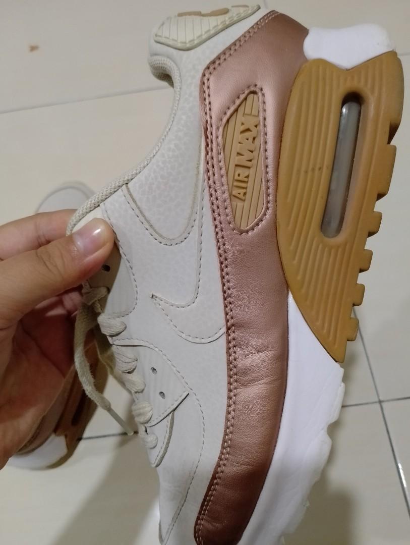 womens air max rose gold