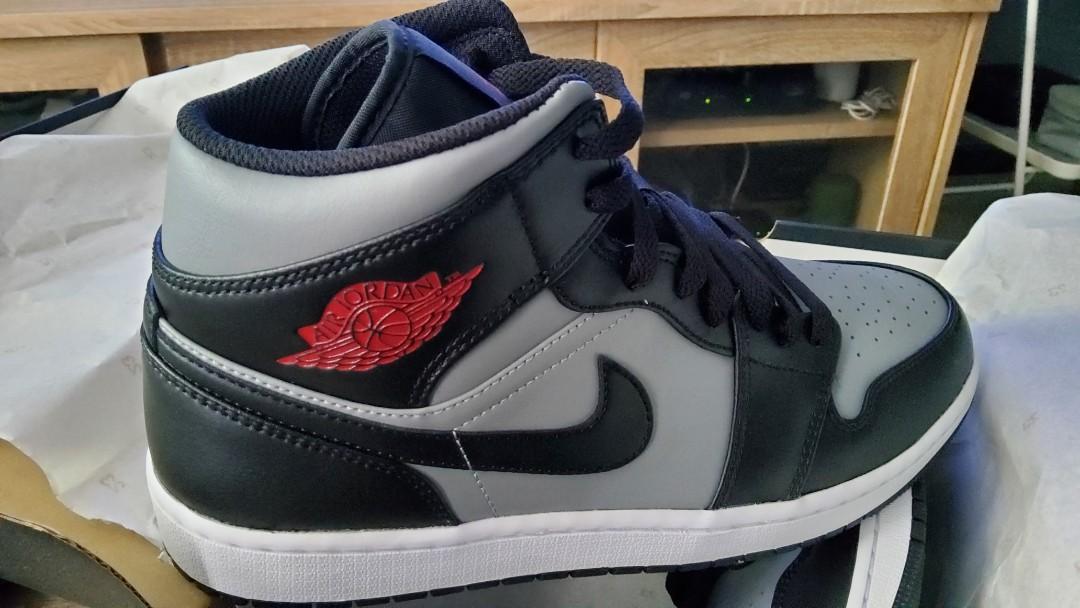 aj1 black and grey
