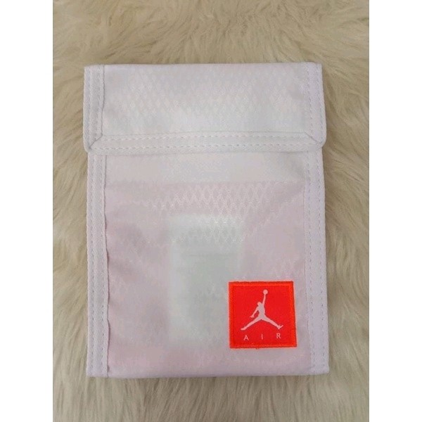 NIKE JORDAN TRIED FOLD POUCH, Men's Fashion, Bags, Belt bags, Clutches
