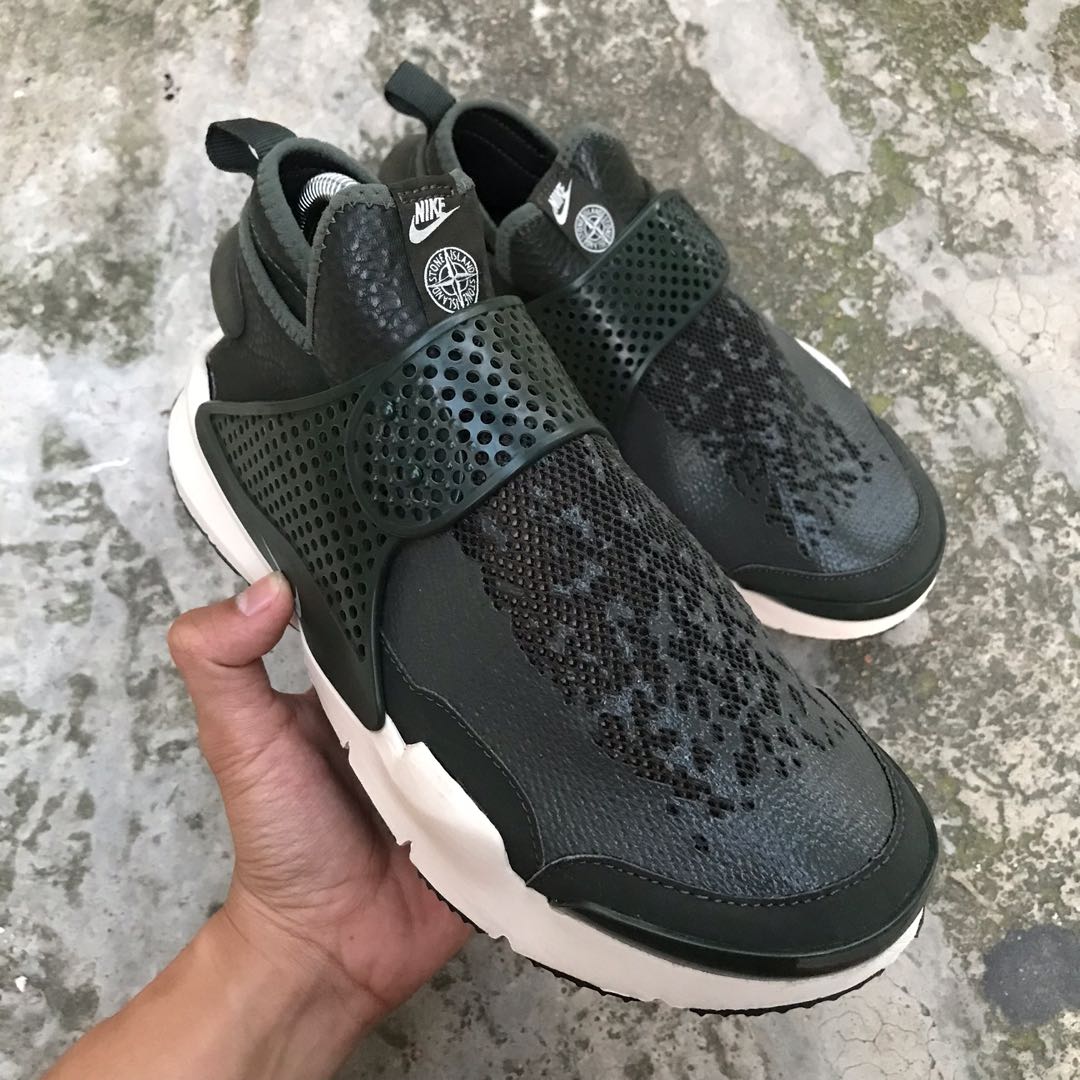 Nike x stone island schoenen online