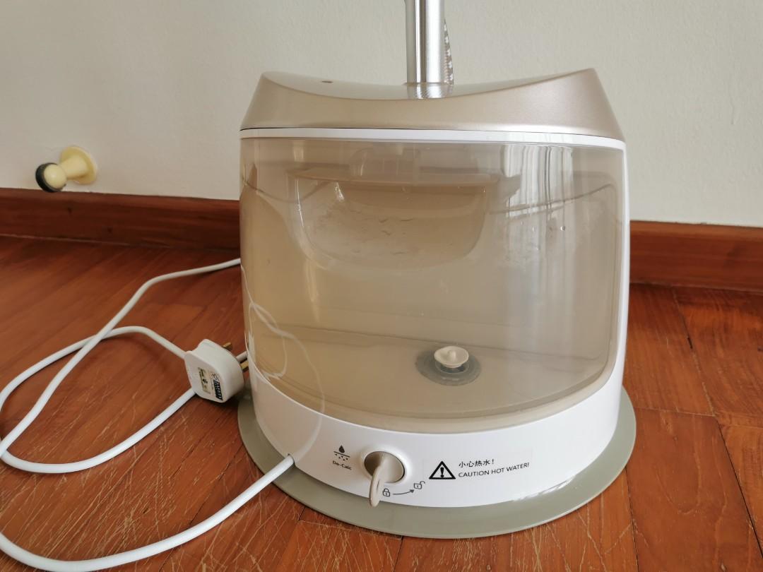 Philips EasyTouch Plus garment steamer leaking base TV Home