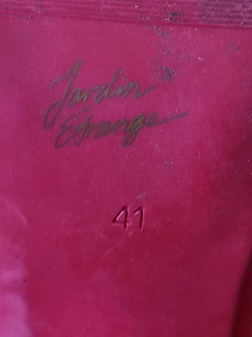 Red block hotsell boots