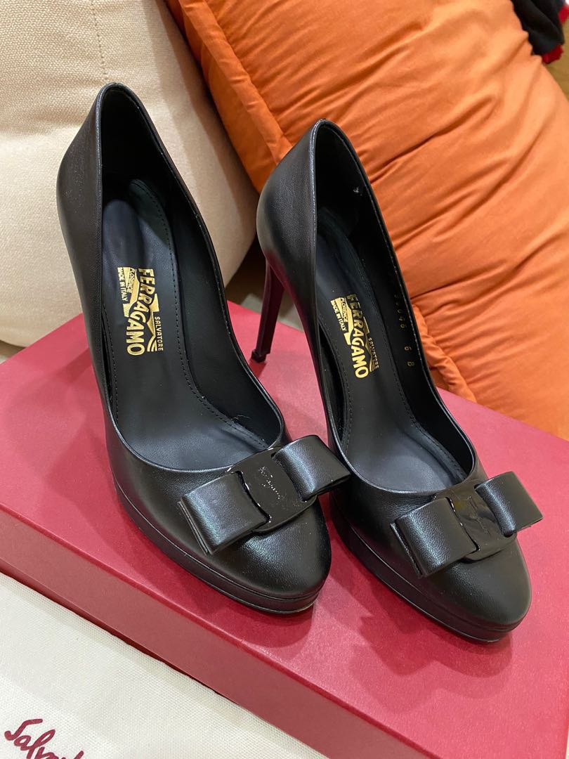 Salvatore ferragamo shop heel shoes