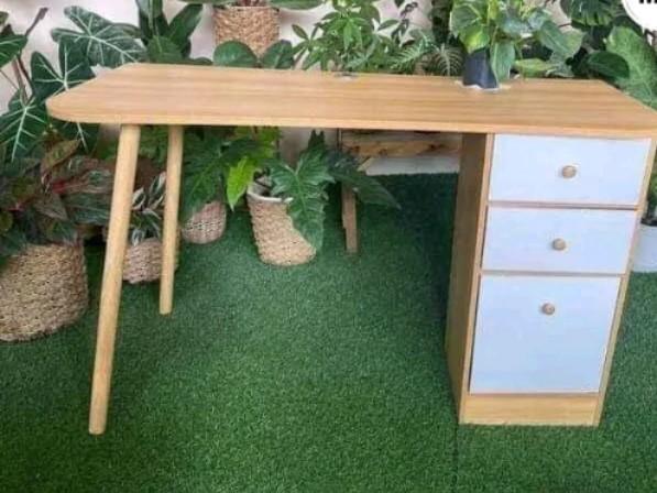 Scandinavian Study Table with Drawer / Cabinet SALE (Category: Tables & Sets) located in Manila. Submitted by affordshopz (Listing ID 1177081320, Image 1). Description: 120*50cm brand new.