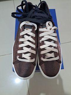 Sepatu Keds