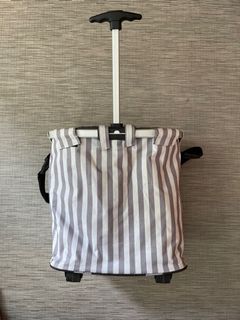 （分類：）位於 。 由 bd2cc66gj5 提交（商品編號 1177083460，圖片 1）。簡介： 。
