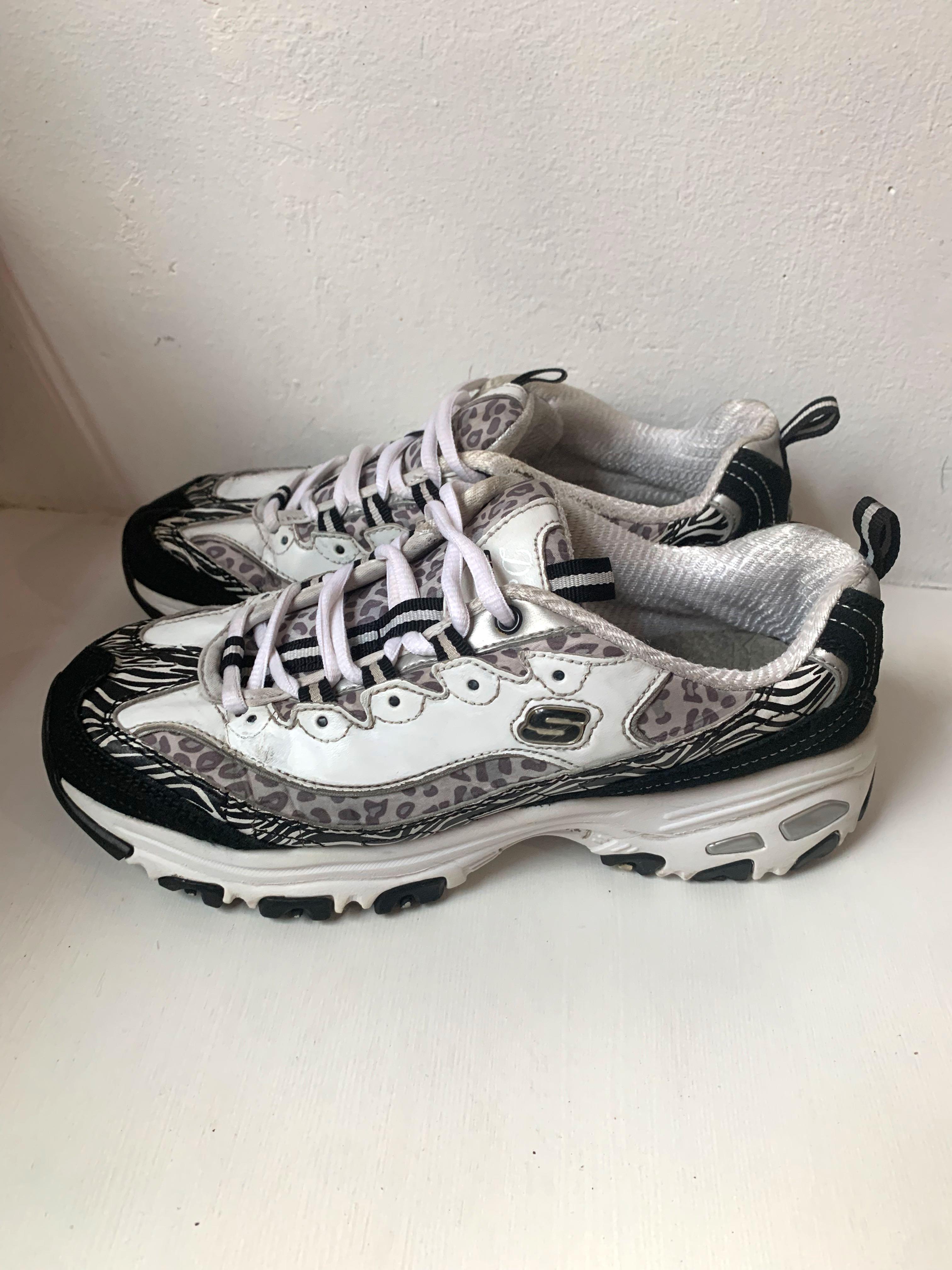 Skechers d'lites animal print top
