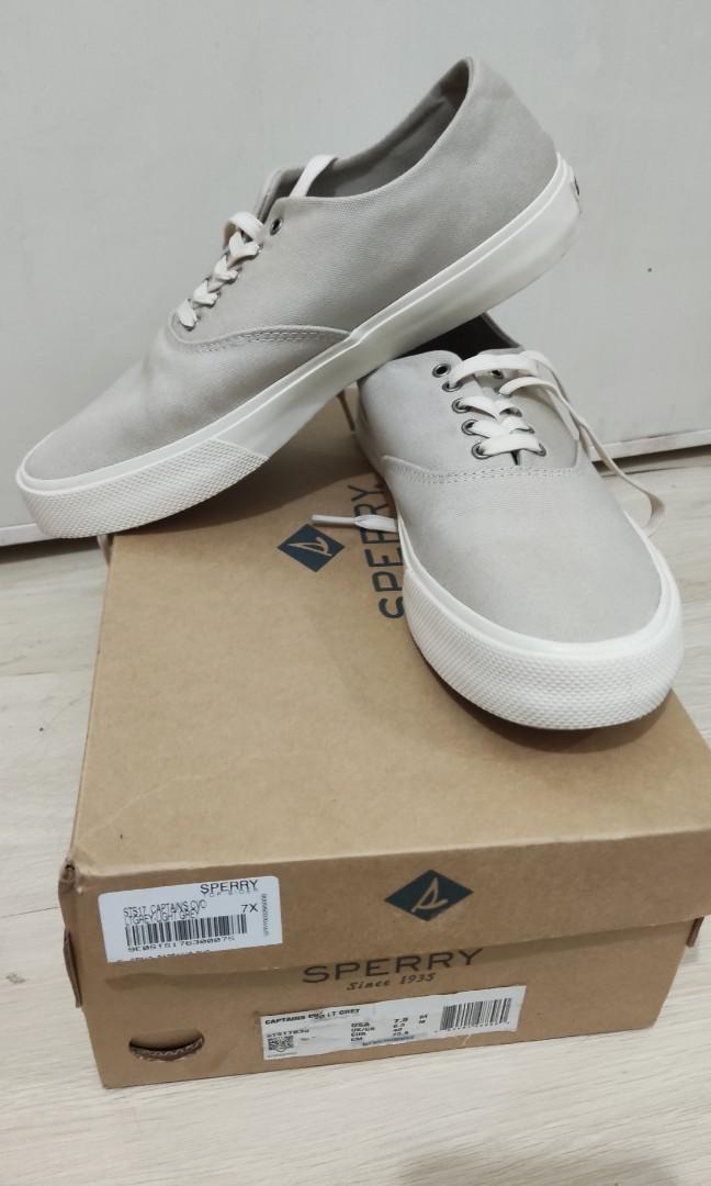 Sperry women s shop captain s cvo sneaker