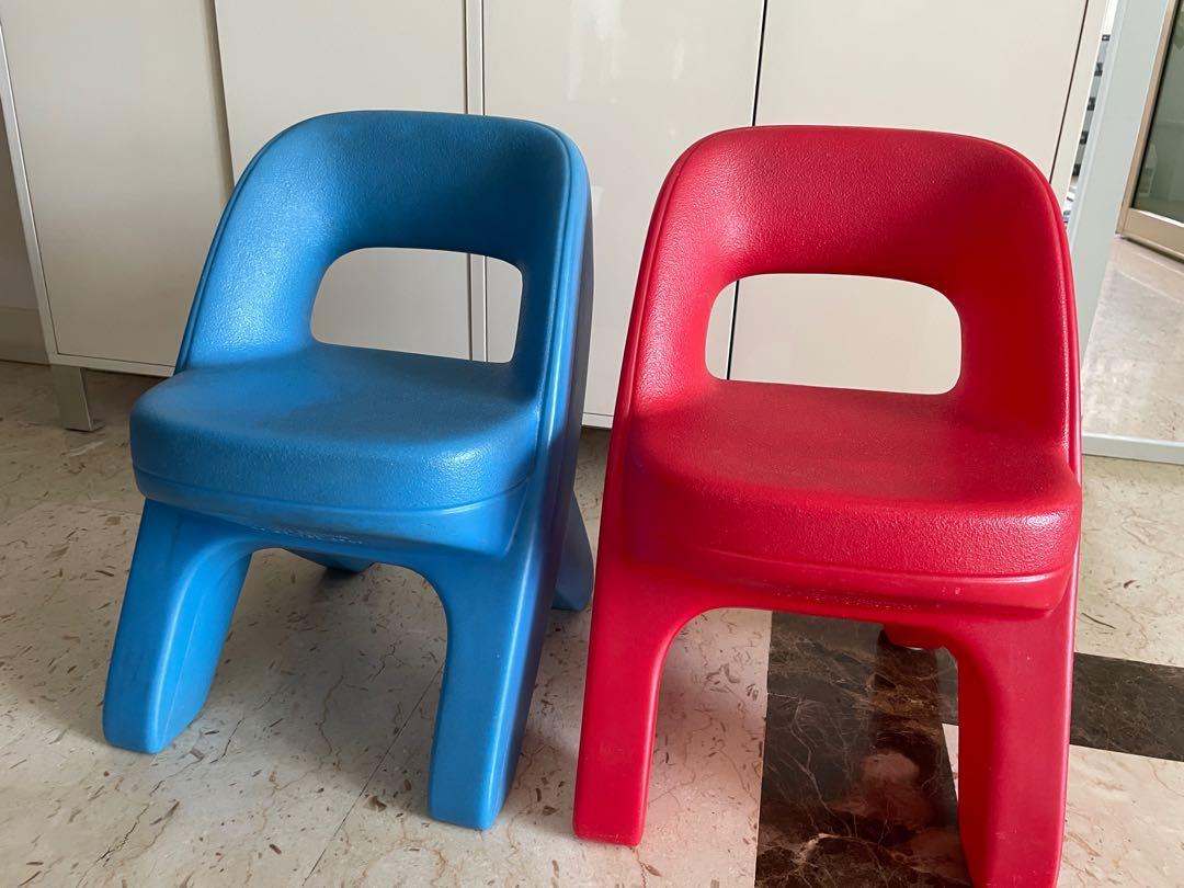 Step 2 plastic outlet chairs