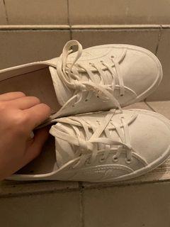 Superga 防水白鞋