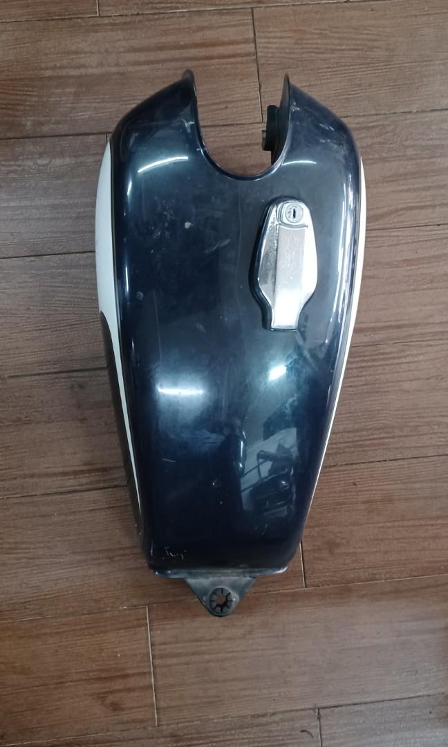 Yamaha sr400 sales fuel tank