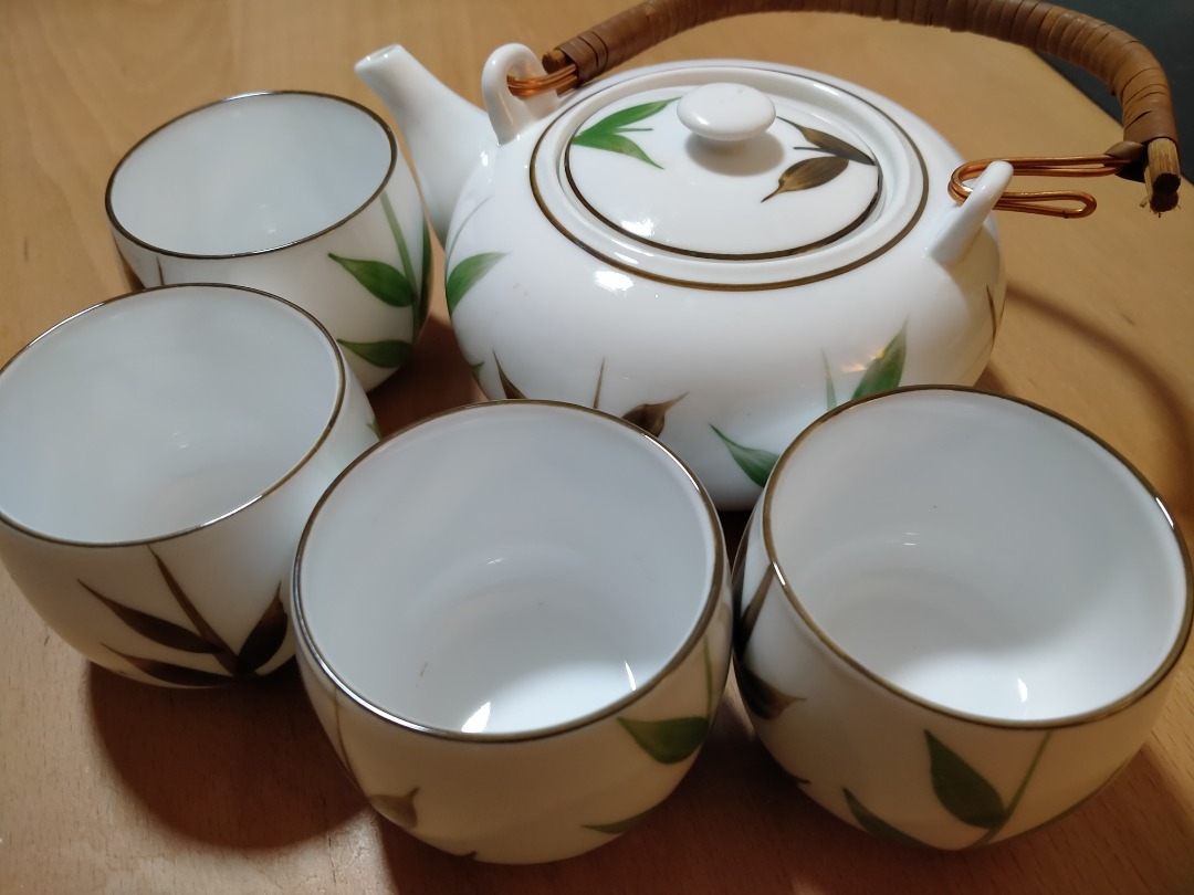 [YISHUN] Elegant Tea Set, Furniture & Home Living, Kitchenware