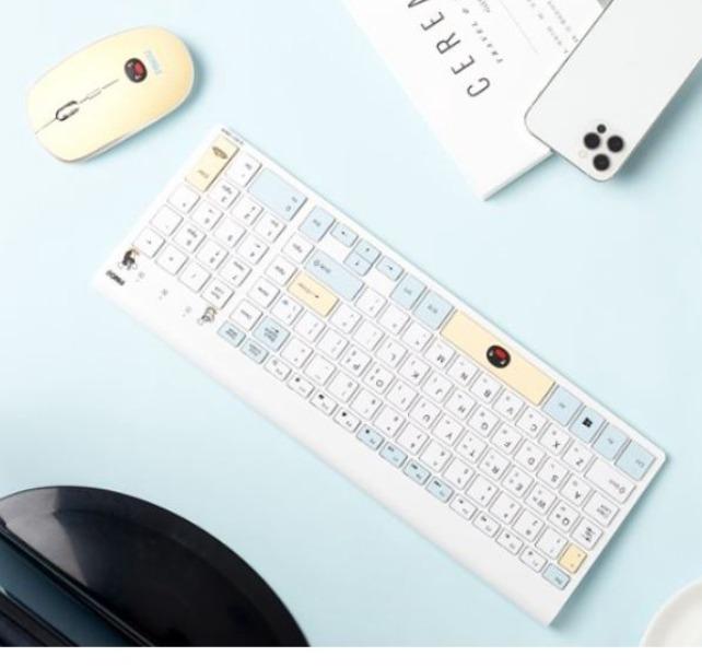 《全新》$1900/組 Pingu 企鵝家族 無線鍵盤+滑鼠組(只有一個共用接收器) 三色 (黑 / 藍 / 粉) 無保固 可愛的童年回憶 / 款式請用訊息告知 / 現貨 照片瀏覽 7