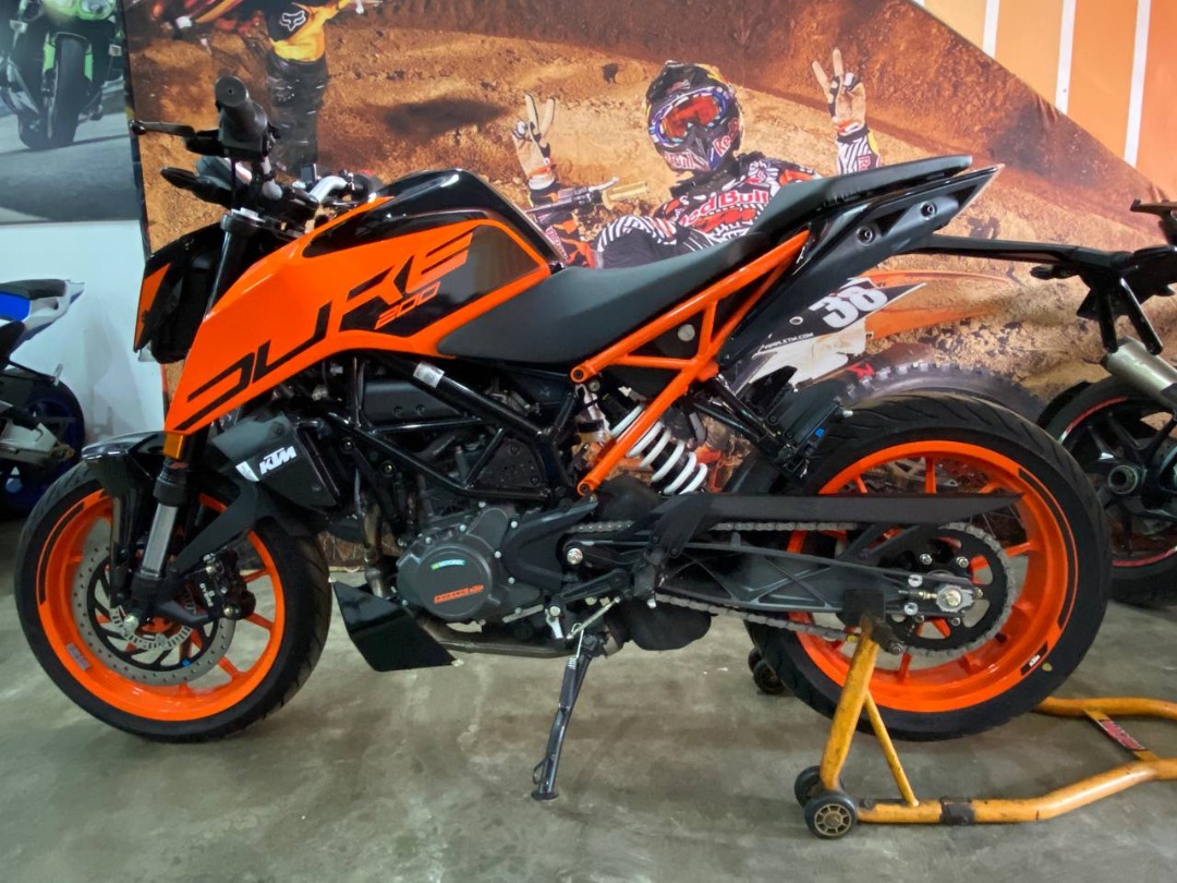 Ktm duke hotsell 200 2022
