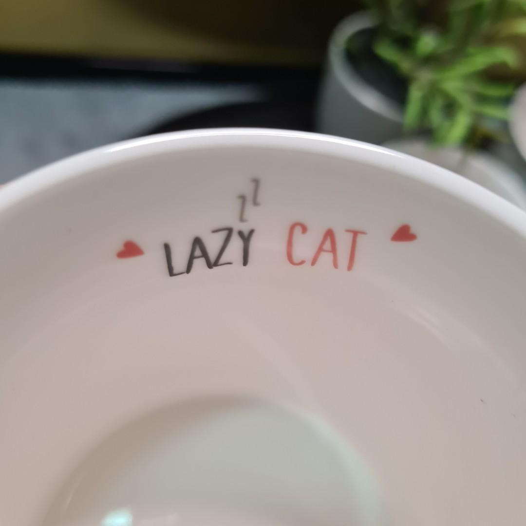 3 PCS. CAT LOVER COFFEE MUG BUNDLE - LAZY CAT DESIGNS (Category: Coffee & Tea Tableware) located in Bulacan. Submitted by sakurajade (Listing ID 1177292929, Image 3). Description: 3 PCS. CAT LOVER COFFEE MUG BUNDLE - LAZY CAT DESIGNS 👉Price: P310 ONLY ✅️ Good condition, almost brand new, dinnerwares, decorative bundles, no chips ✅️ Material: Fine ceramic ✅️ Issue: No box, see photo for other issue.