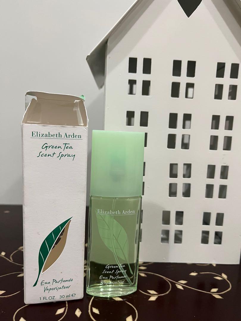 💯 Elizabeth Arden Green Tea 30ML (Category: Fragrance & Deodorants) located in Taguig. Submitted by mypeg (Listing ID 1177312865, Image 2). Description: 💯 Elizabeth Arden Green Tea 30ML Bought in Duty Free Singapore Brand new RFS: moving out sale Delivery fee: c/o buyer MOP: GCASH, BDO, Metrobank 💯 Authentic, Good Buy Send me a message ☺️ .