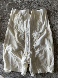 （分類：）位於 。 由 hercloset_msc 提交（商品編號 1177268459，圖片 1）。簡介： 。