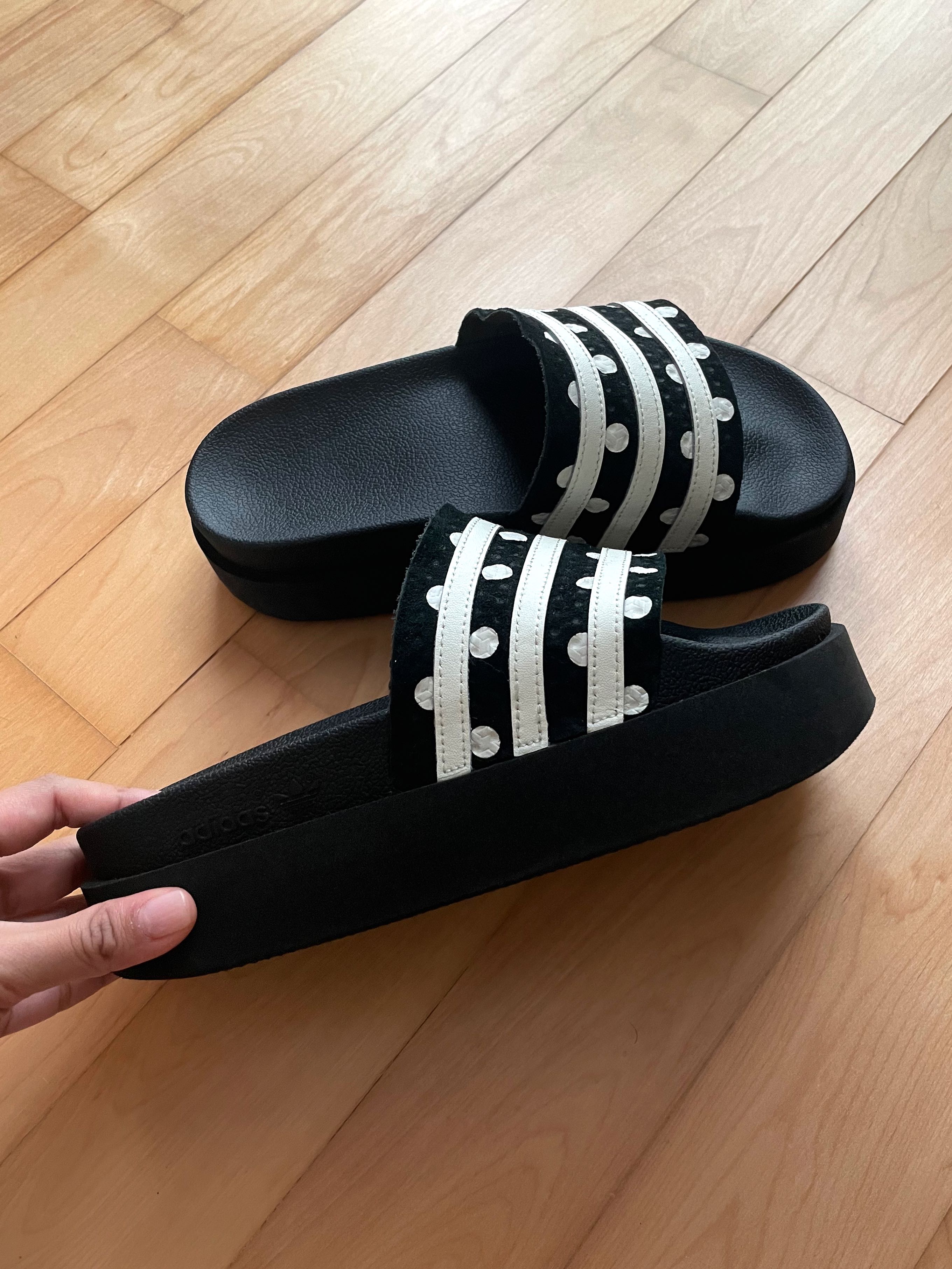 Adilette wood online