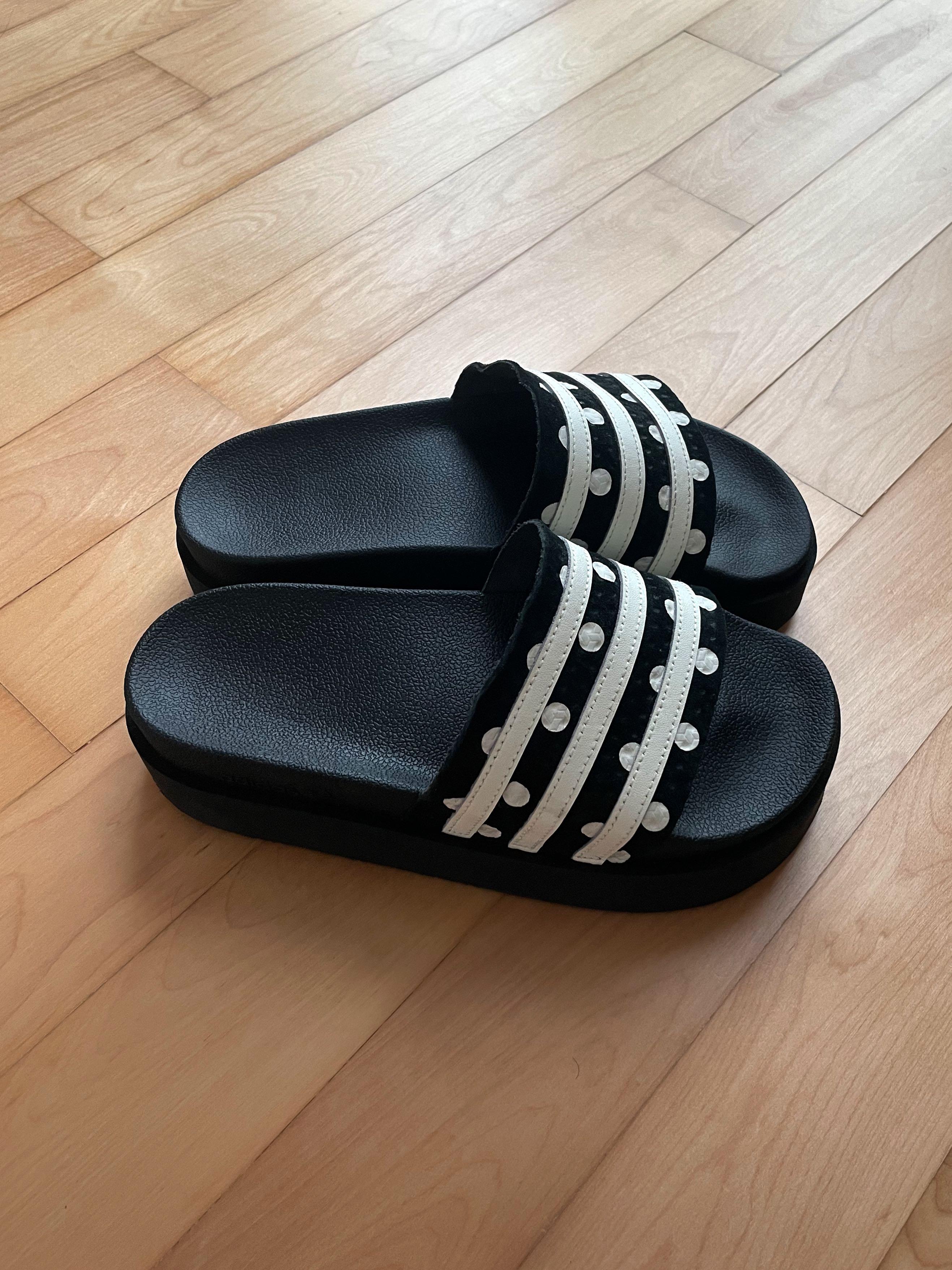Adilette bold discount