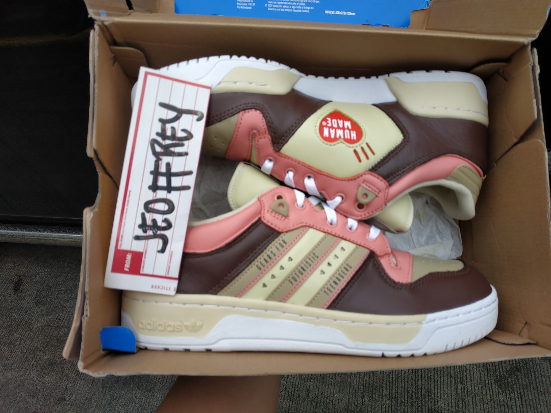 Scarpe top adidas human