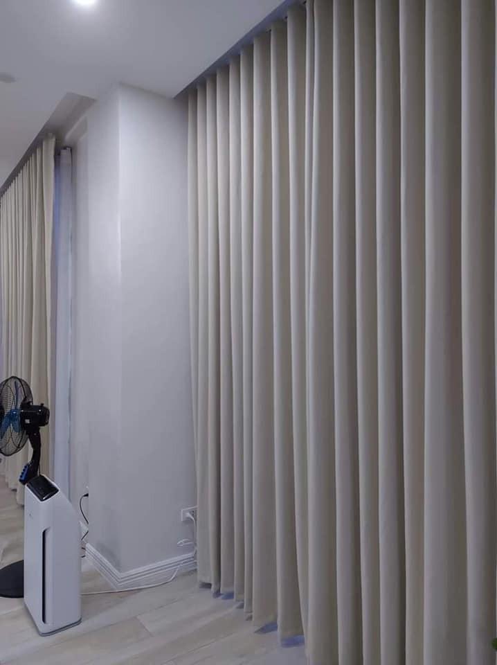 Affordable High Quality Hotel type Curtains (Heavy/Sheer), Furniture & Home  Living, Home Decor, Curtains & Blinds on Carousell