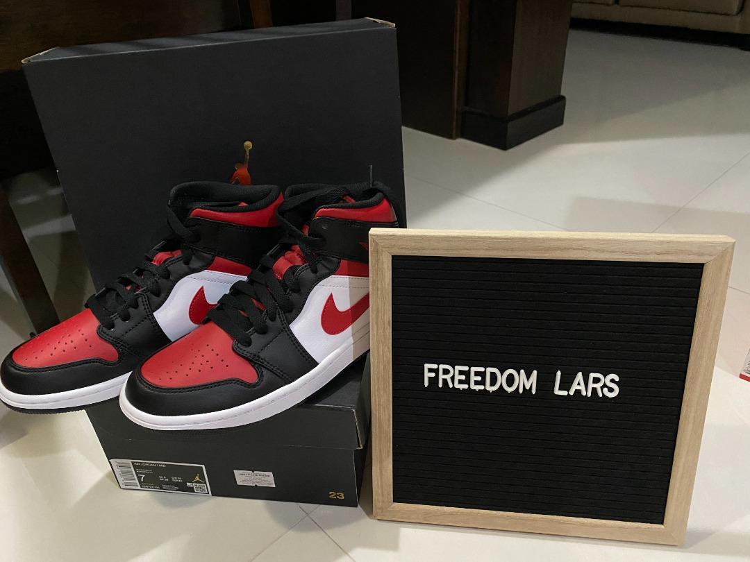 AIR JORDAN 1 MID 'BRED TOE' (2022) 554724079, Men's Fashion, Footwear, Sneakers on Carousell