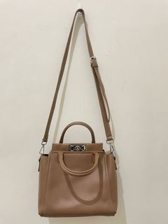 (Kategori: ) berada di . Dikirim oleh queenvnd (ID iklan 1177340245, Gambar 1). Deskripsi: .