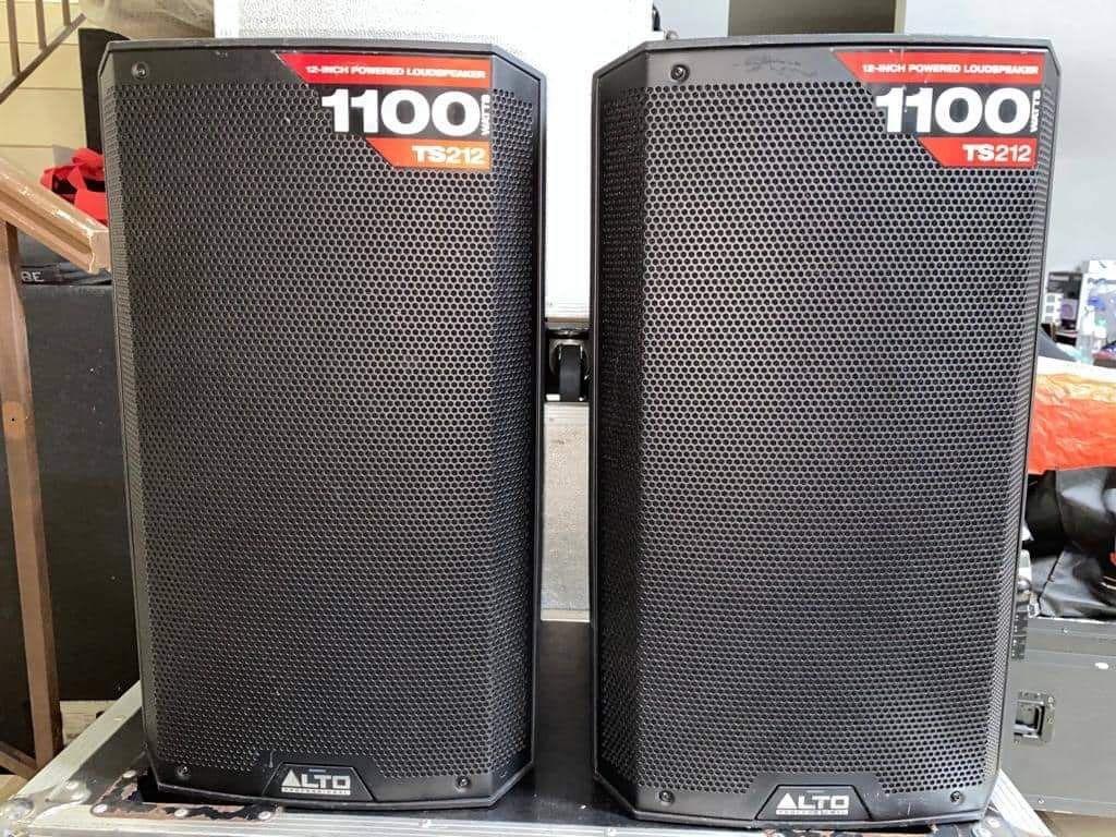 ALTO SPEAKER TS212 1100 WATT Audio Other Audio Equipment on