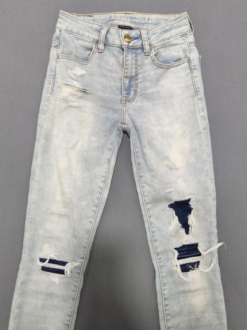 American Eagle High Rise Ripped Jeans, Women's Fashion, Bottoms