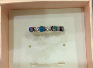 (Category: ) located in . Submitted by duffy_bag (Listing ID 1177305898, Image 1). Description: .
