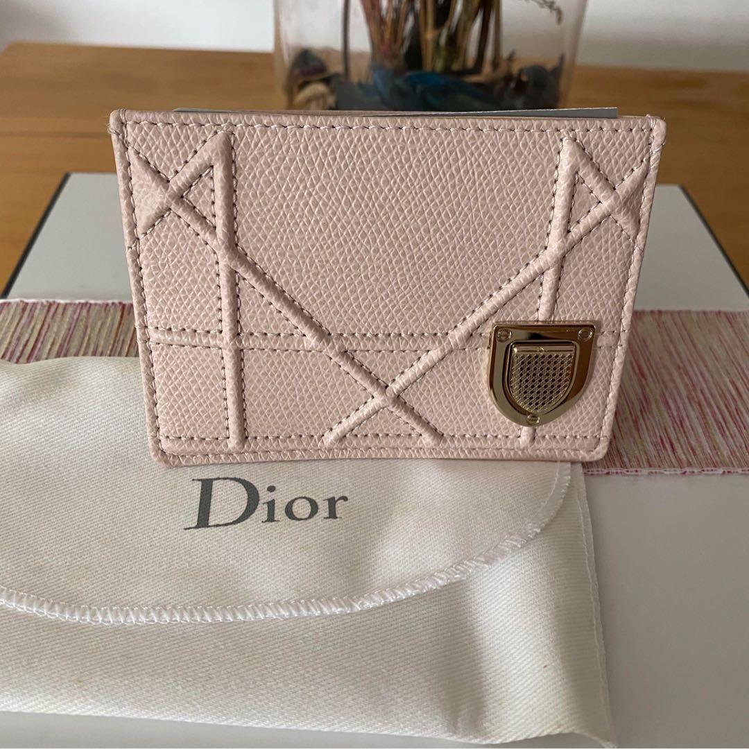 Diorama calfskin card online holder