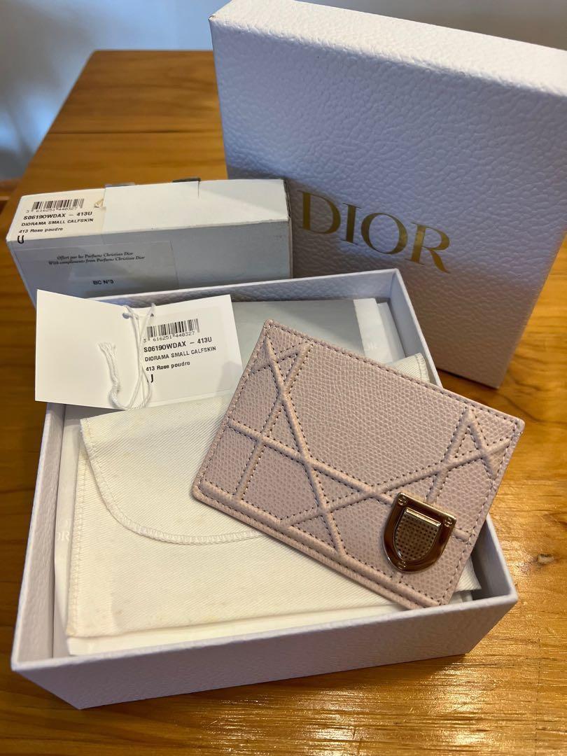 Diorama calfskin card on sale holder