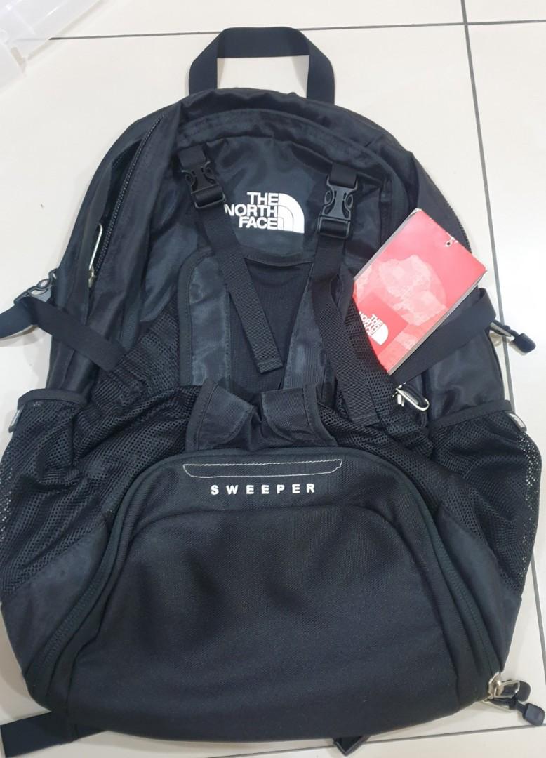 Backpack The North Face Men s Fashion Bags Backpacks on Carousell