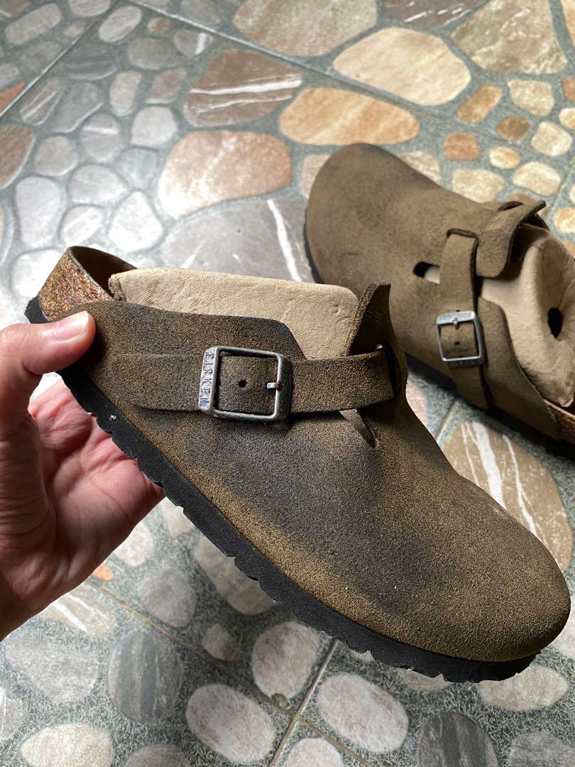 Birkenstock Boston Clogs, Women's Fashion, Footwear, Slippers and slides on  Carousell
