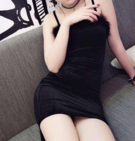 Black Fur Bodycon Dress (Category: Dresses) located in Pasig City. Submitted by lyly8 (Listing ID 1175548598, Image 1). Description: Fits small size It has zipper on the side Perfect for parties/nightouts Very pretty Never used Please no haggling last price posted! #4theplanet.