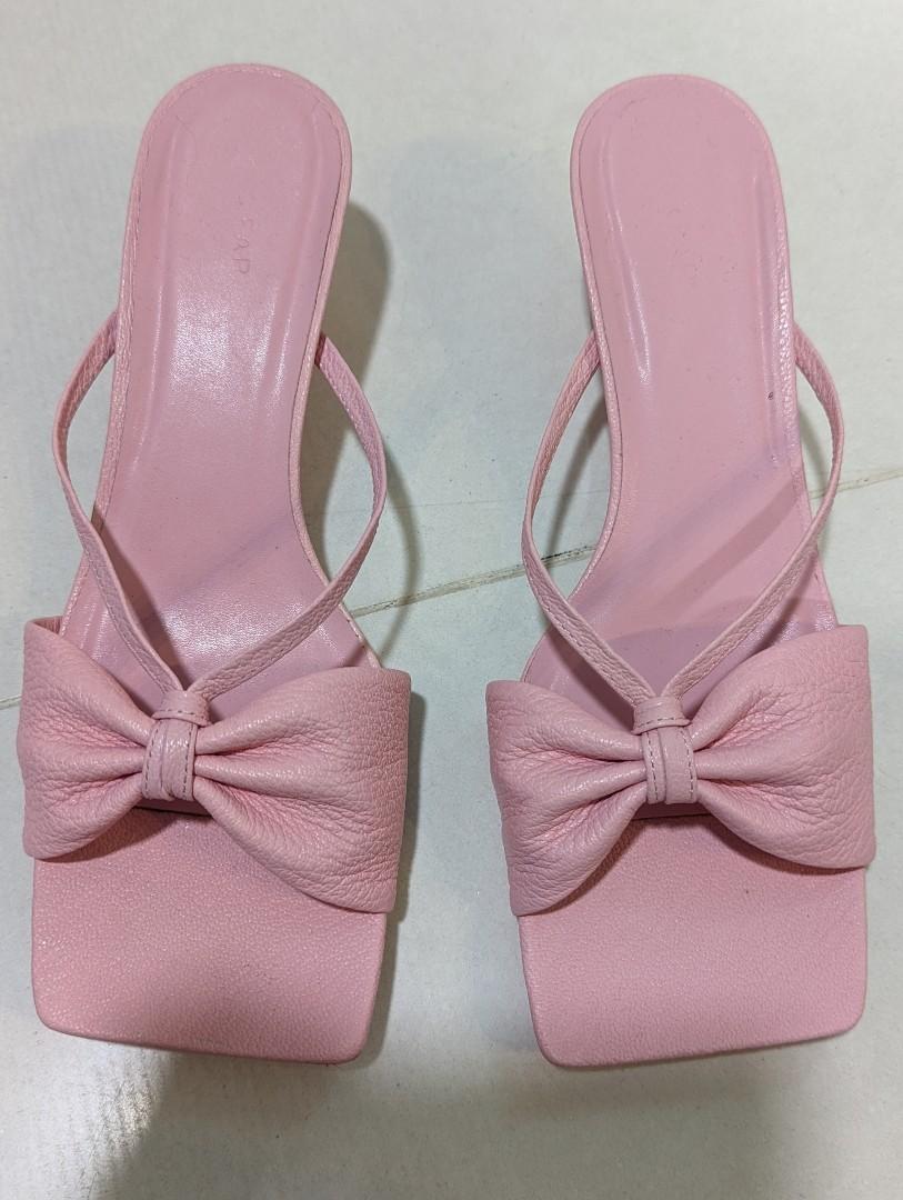 By far hotsell kitten heels