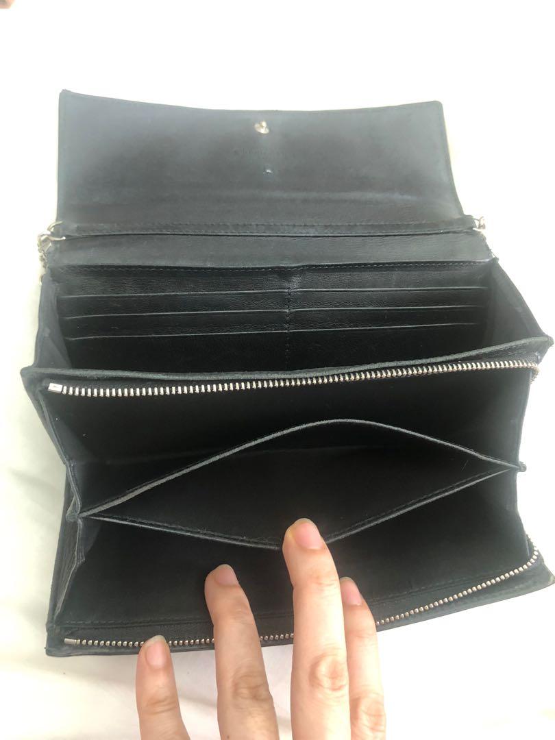 Christian Dior Long Wallet with Chain (Category: Luxury Bags & Wallets) located in San Fernando. Submitted by AuthenticFindsbylei (Listing ID 1177295262, Image 3). Description: Authentic Dior Long Wallet with chain, with flaws on the gums side , kindly check red marks i did for the flaws, .