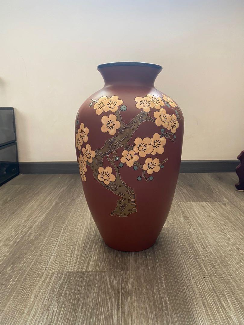 Decorative Clay Vase, Furniture & Home Living, Home Decor, Vases