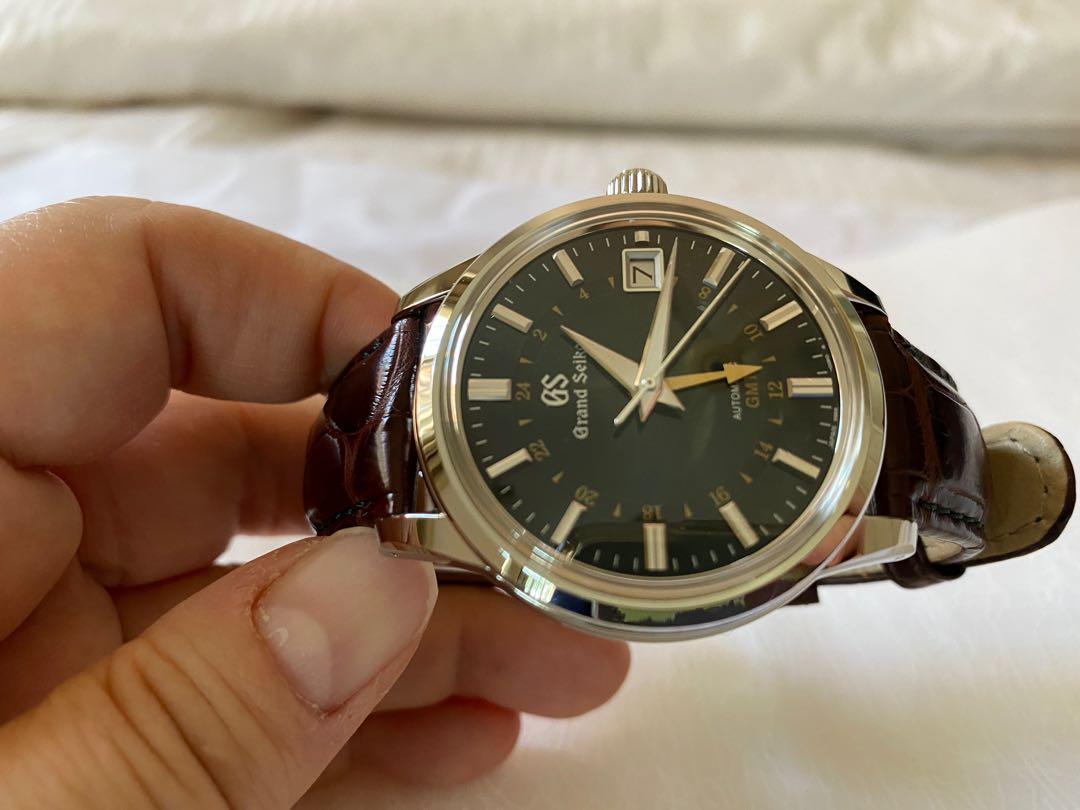 Grand Seiko SBGM241, Luxury, Watches on Carousell