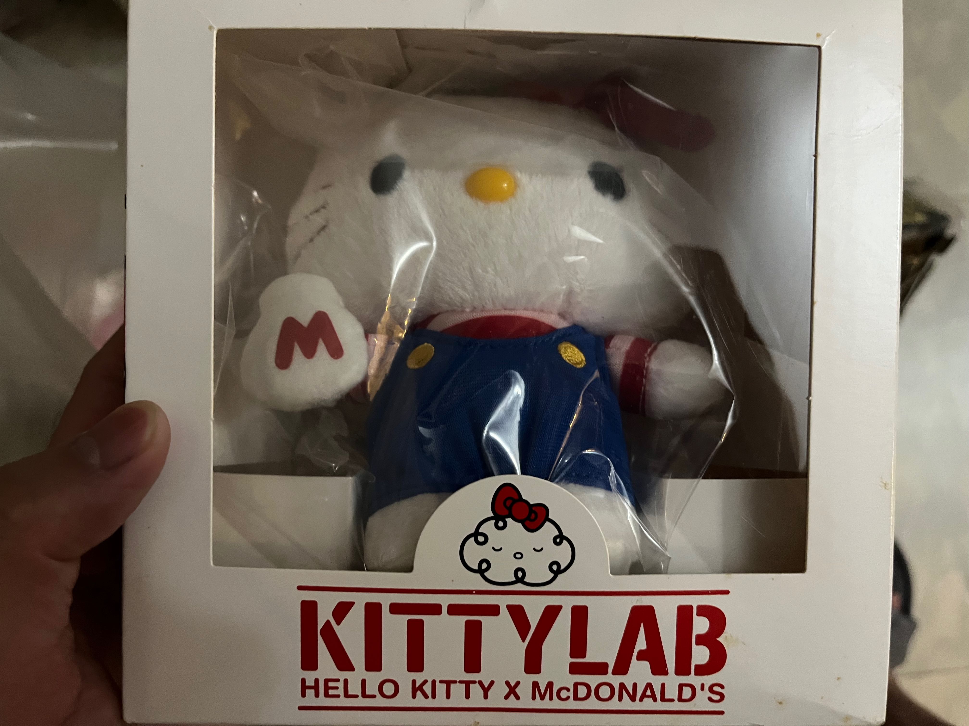 Hello Kitty KITTY LAB_Hello Kitty x McDonalds, 興趣及遊戲, 玩具 & 遊戲類 - Carousell