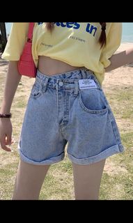(Category: ) located in . Submitted by z.clothes (Listing ID 1177242053, Image 1). Description: .