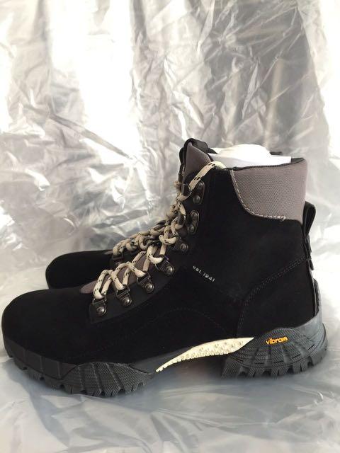 Hiking Shoe Coach Vibram Soloman