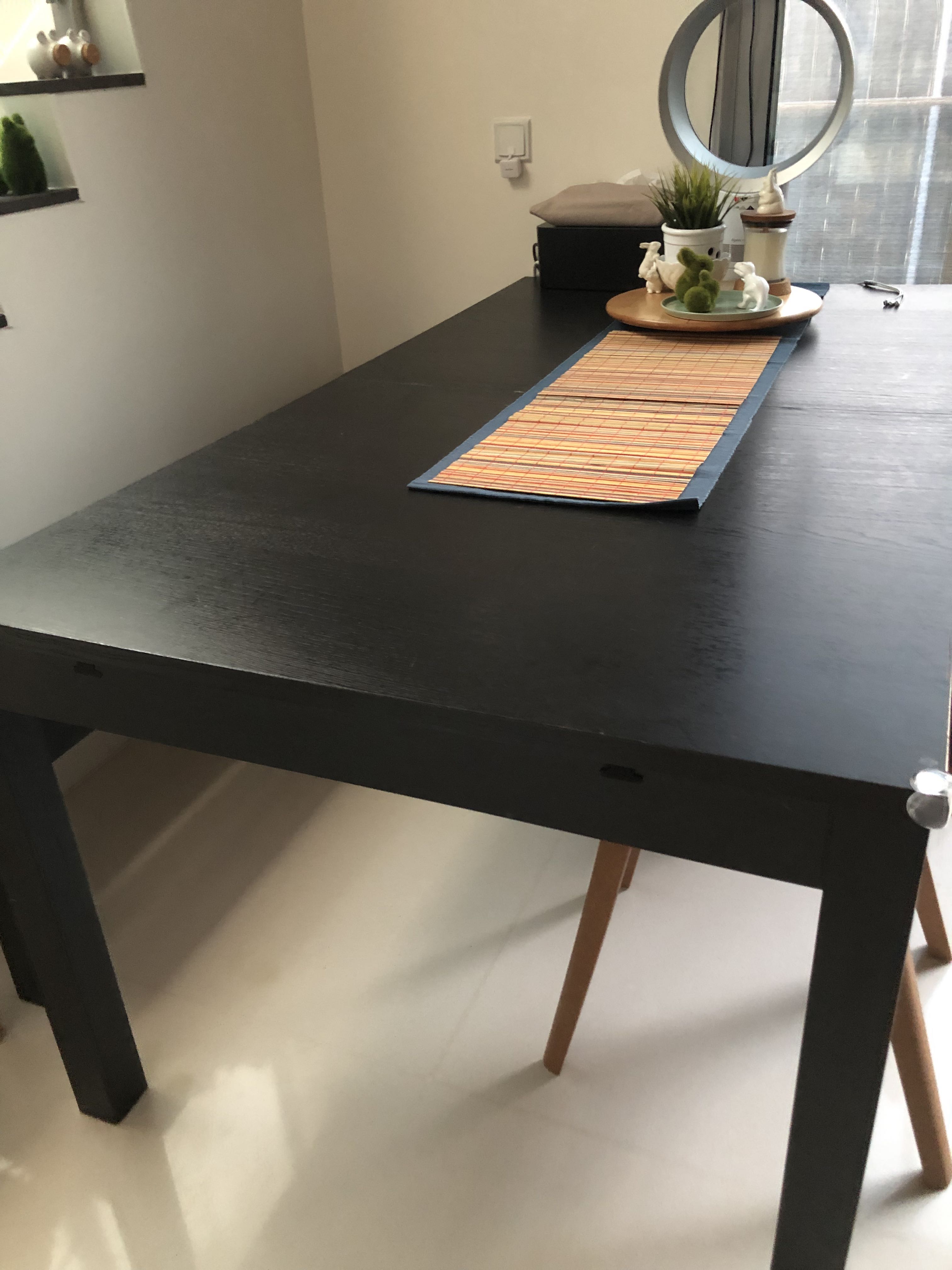 Bjursta extendable new arrivals dining table
