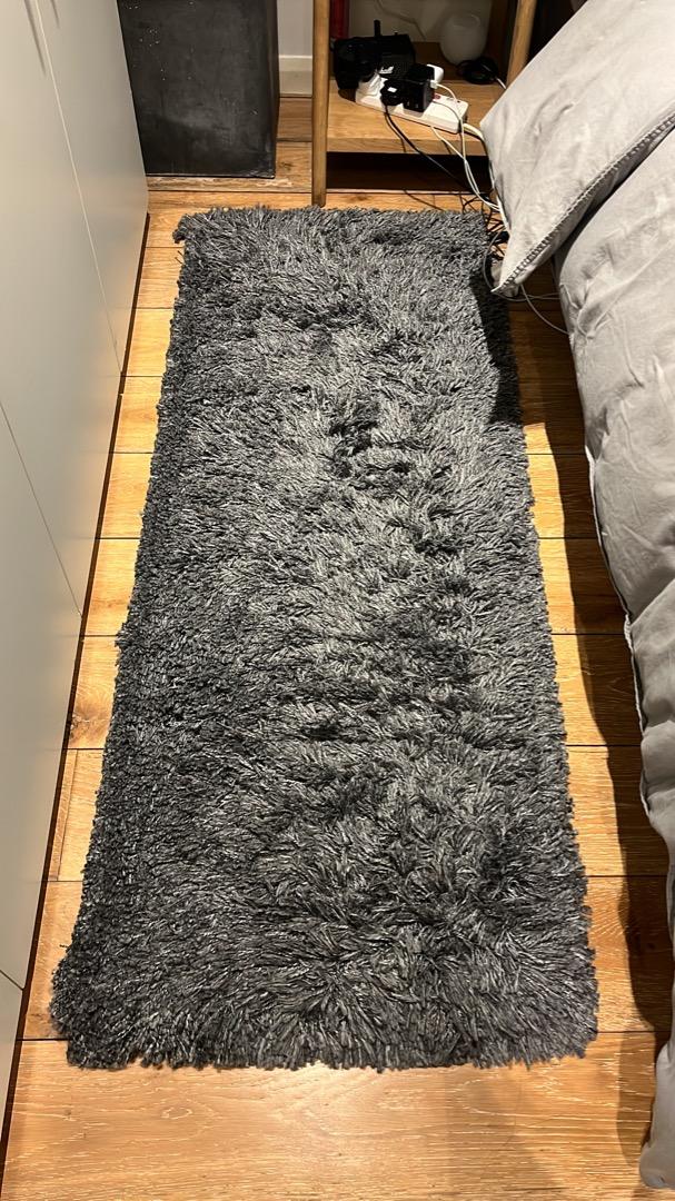 IKEA Gaser Carpet, Dark Grey (Long), 傢俬＆家居, 家居裝飾, 地氊 Carousell
