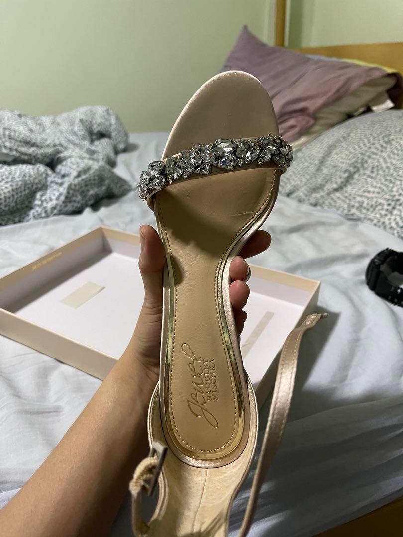 Jewel Badgley Mischka