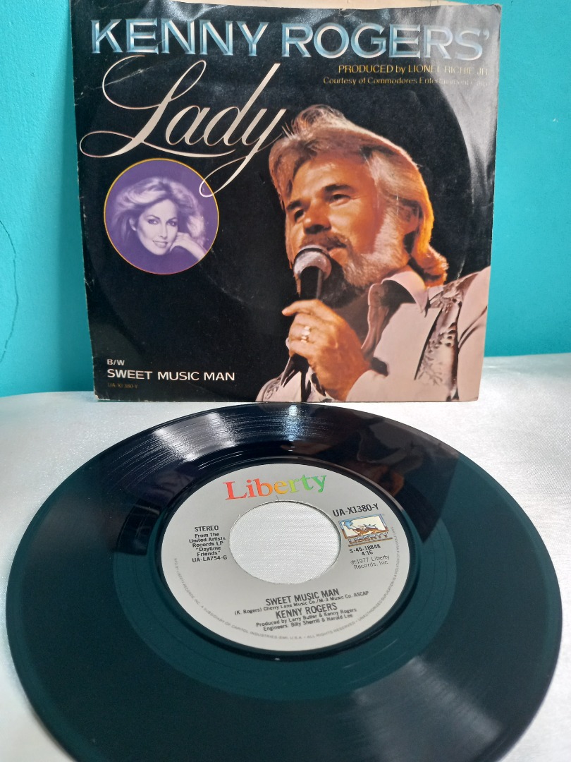 KENNY ROGERS "LADY" B/W SWEET MUSIC MAN VINY 7", Hobbies & Toys, Music
