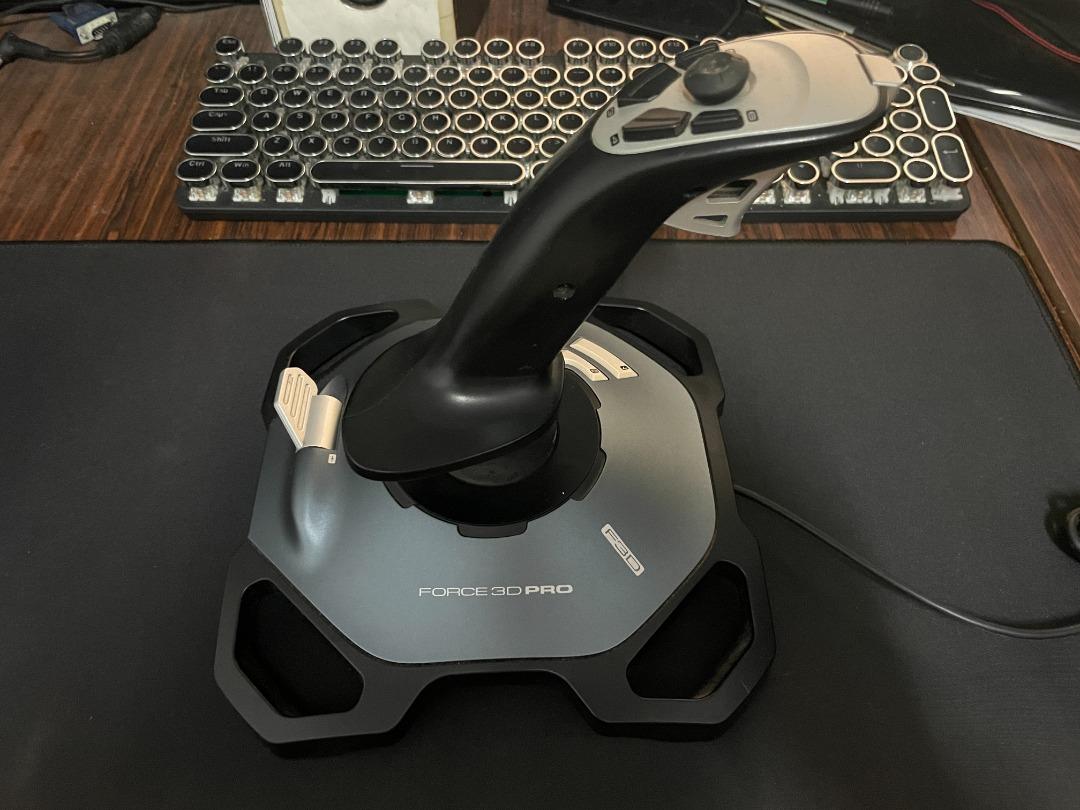 Logitech Force 3D Pro Joystick (Force Feedback Technology), Video