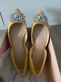 (Category: ) located in . Submitted by thriftwithsara (Listing ID 1177279388, Image 1). Description: .