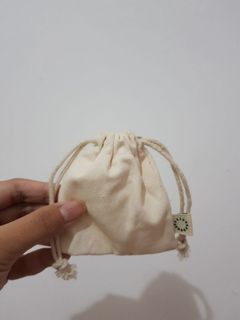(Kategori: ) berada di . Dikirim oleh declutteringku (ID iklan 1177377471, Gambar 1). Deskripsi: .